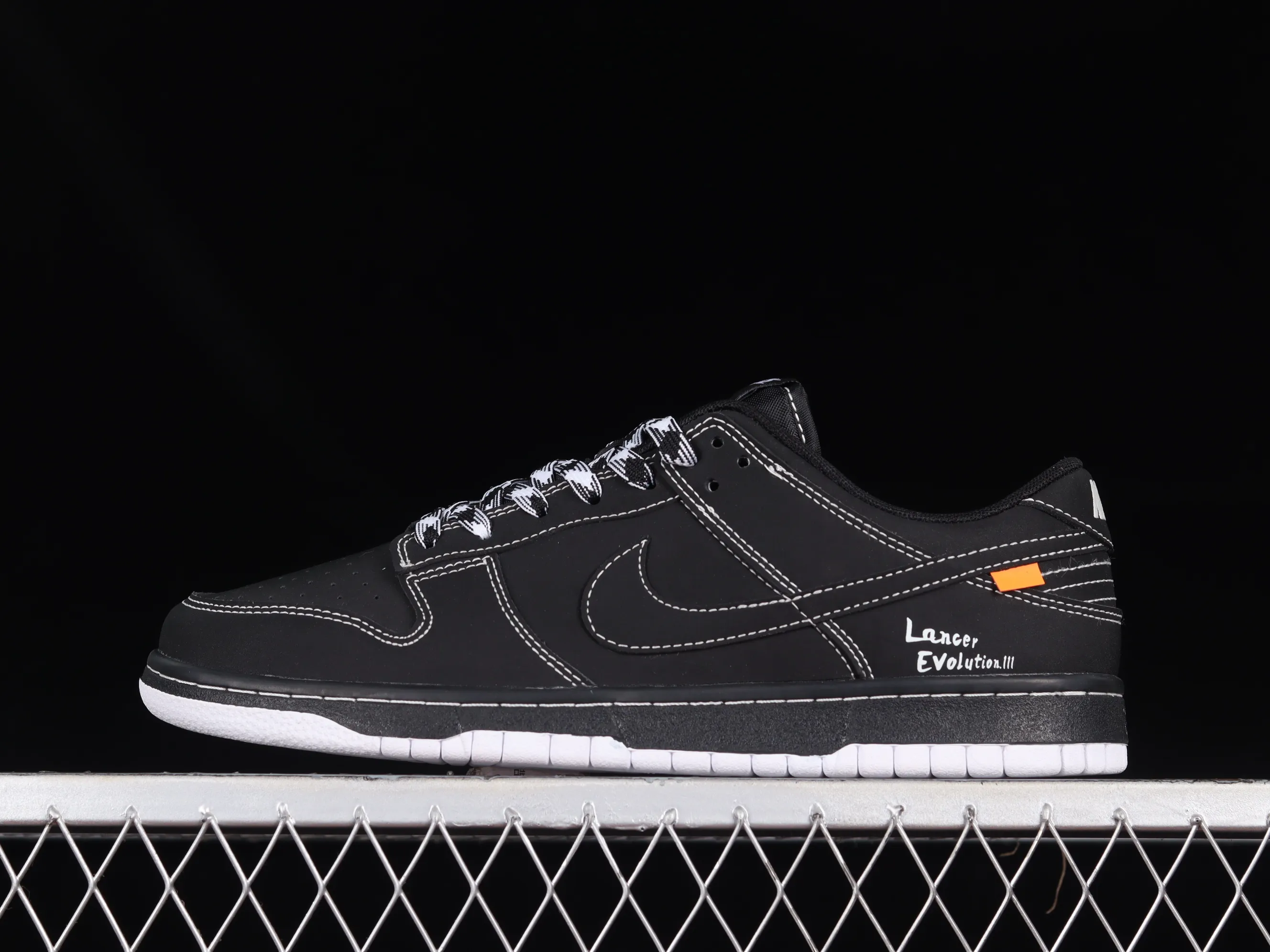 All categories Nk SB Dunk series Nk SB Dunk Low low-top sneakers Nk Dunk Low matte black SB smashed backboard fashion casual sneakers DD1391-106